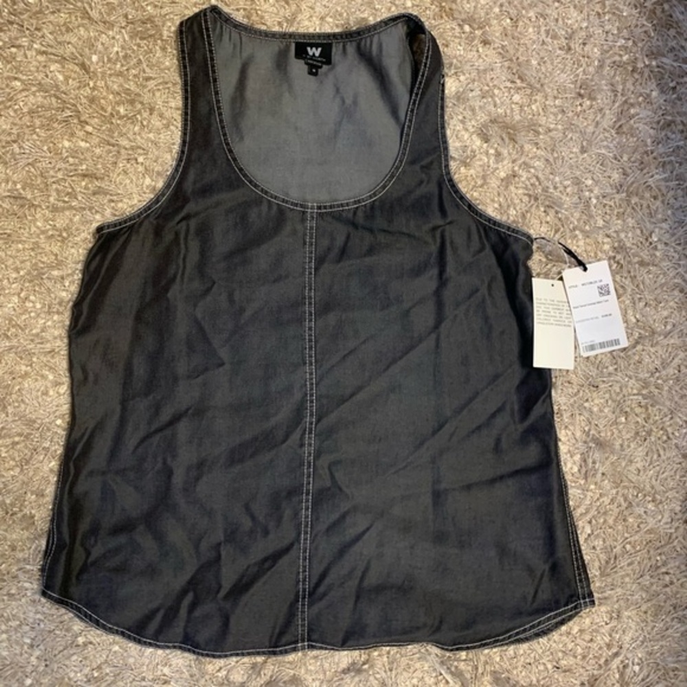 Sleeveless tank top - NWT